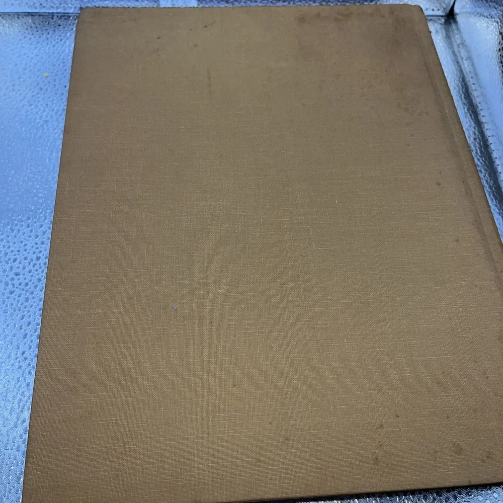 Vintage Hardcover Singer Sewing Book 1969 1st Edition Gladys Cunningham 8 Print